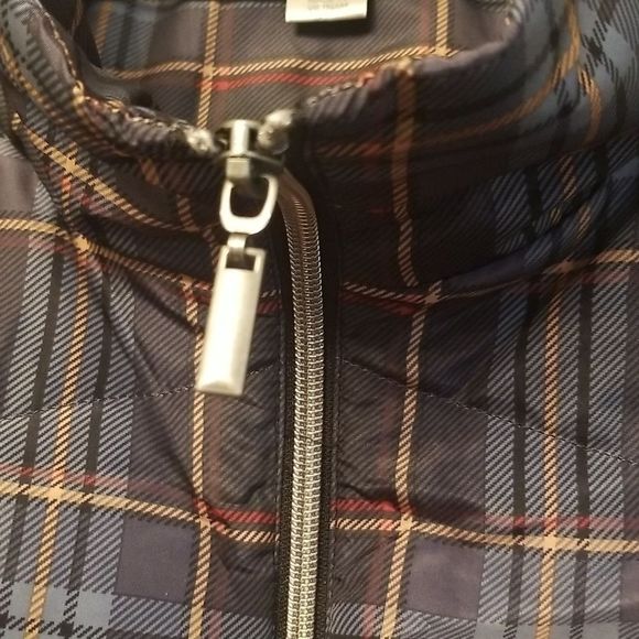 Cj Banks Plaid Quilted Vests NWOT Mens Sz. 3X Blues Black Red Gold - Picture 4 of 9